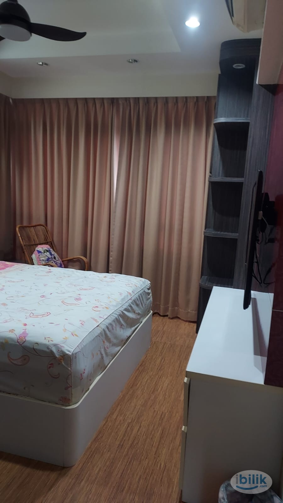 Image 2 of Middle Room at Kallang, Singapore - Room rental in 