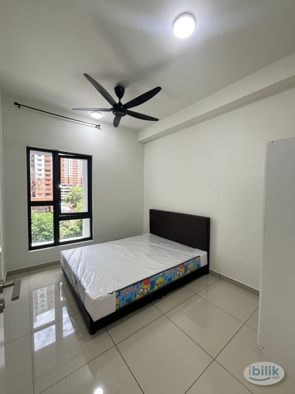 Image 1 of Middle Room at D'Cosmos Residences @ Central Park, Damansara Perdana - Room rental in 