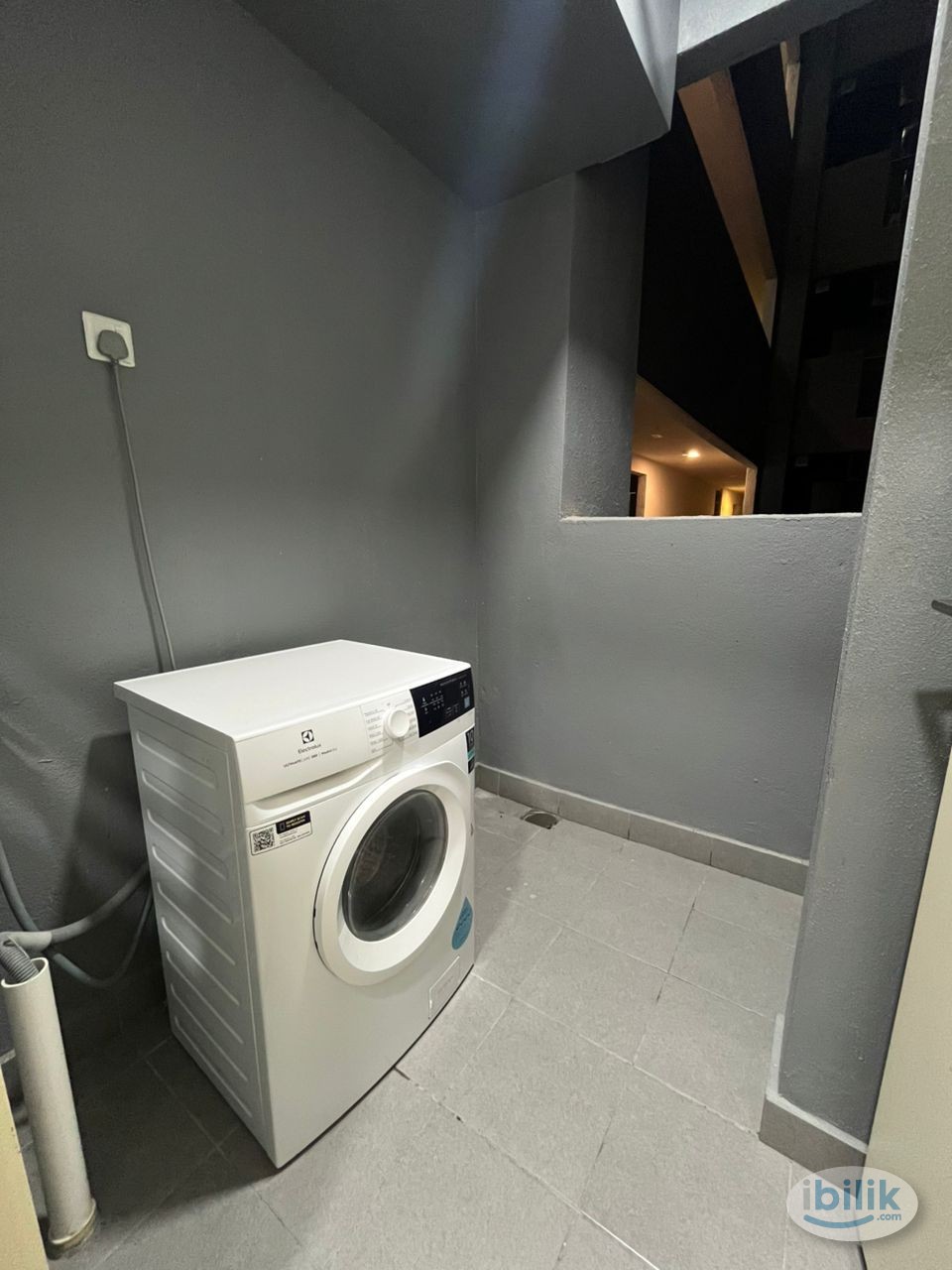 Image 2 of Middle Room at D'Cosmos Residences @ Central Park, Damansara Perdana - Room rental in 