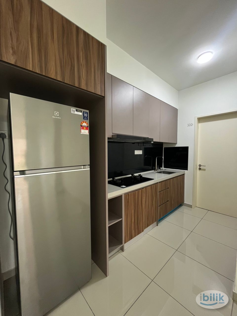 Image 3 of Middle Room at D'Cosmos Residences @ Central Park, Damansara Perdana - Room rental in 