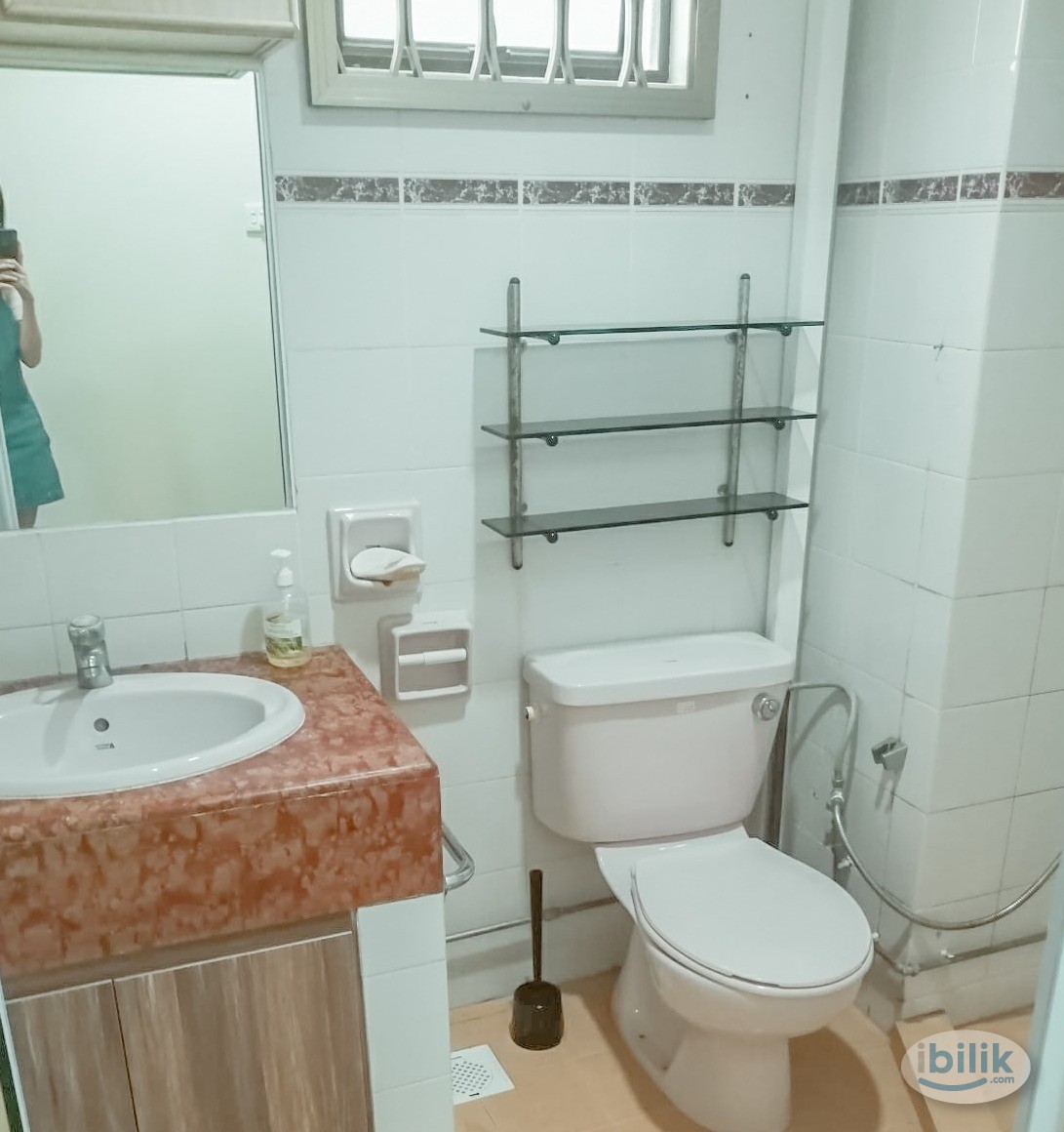 Image 2 of Room for Rent / Geylang (Paya Lebar MRT) / Common Room / 1 Pax Stay / Available 2 September - Room rental in 