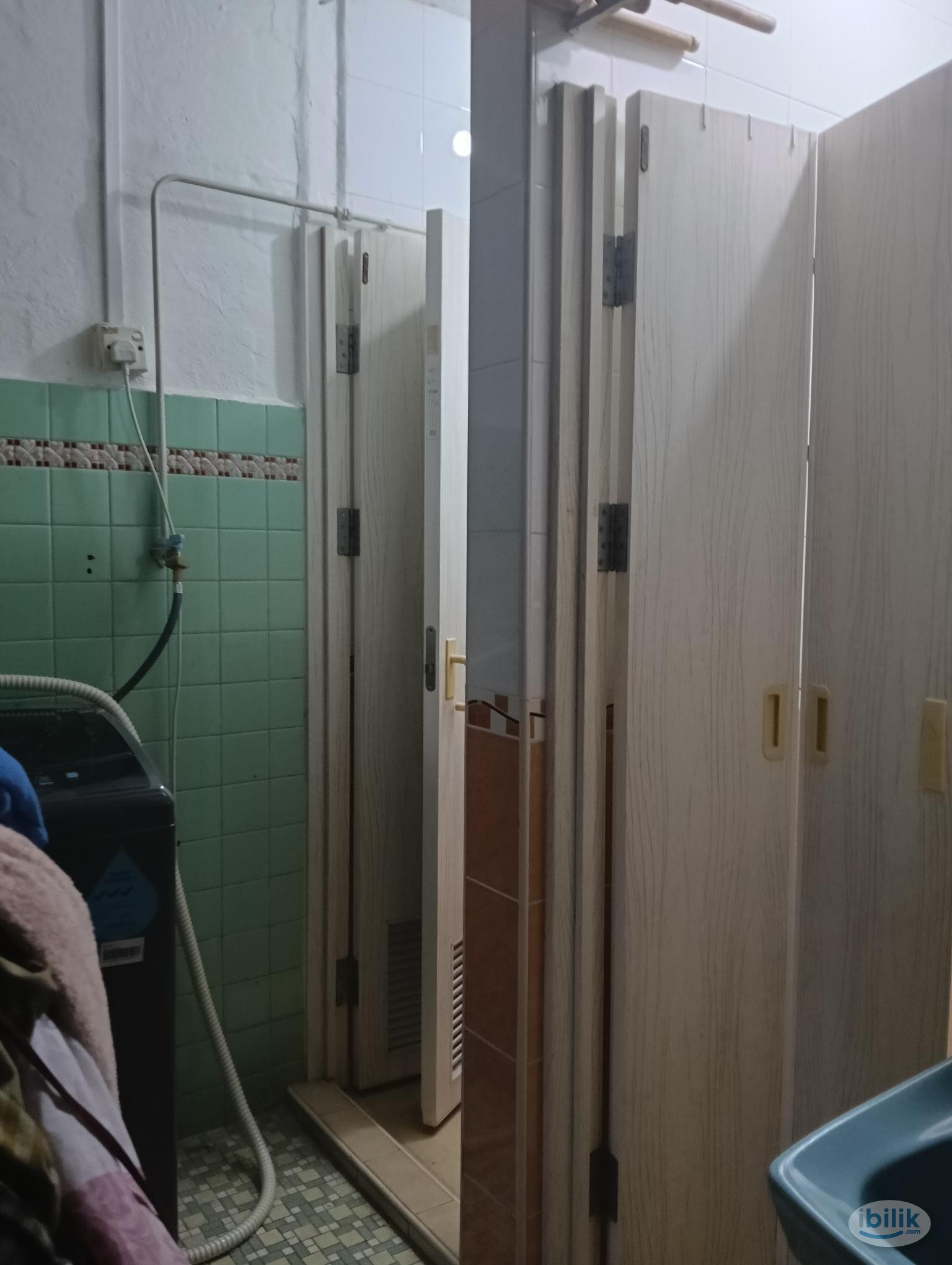 Image 3 of Chinatown @ Blk 4 Sago Lane - Room rental in 