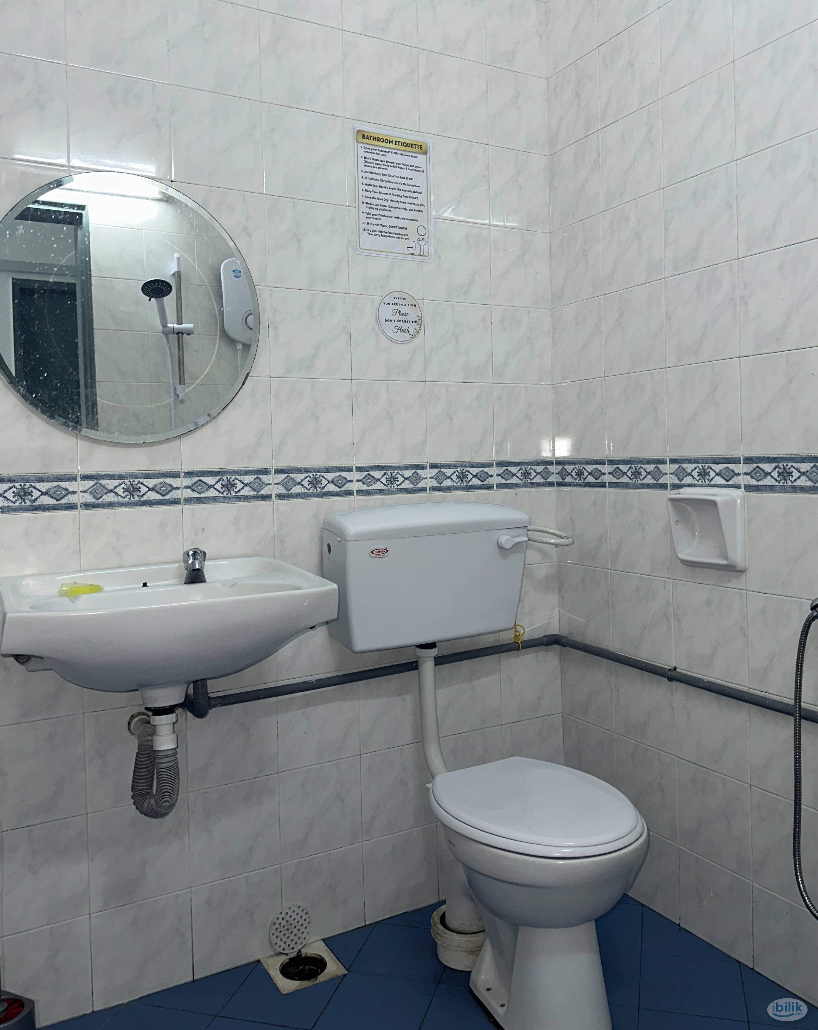 Image 3 of 👯‍♀️FEMALE UNIT NEAR LRT TAMAN PARAMOUNT 🚊 MOVE IN IMMEDIATELY WITH ZERO DEPOSIT - Room rental in 