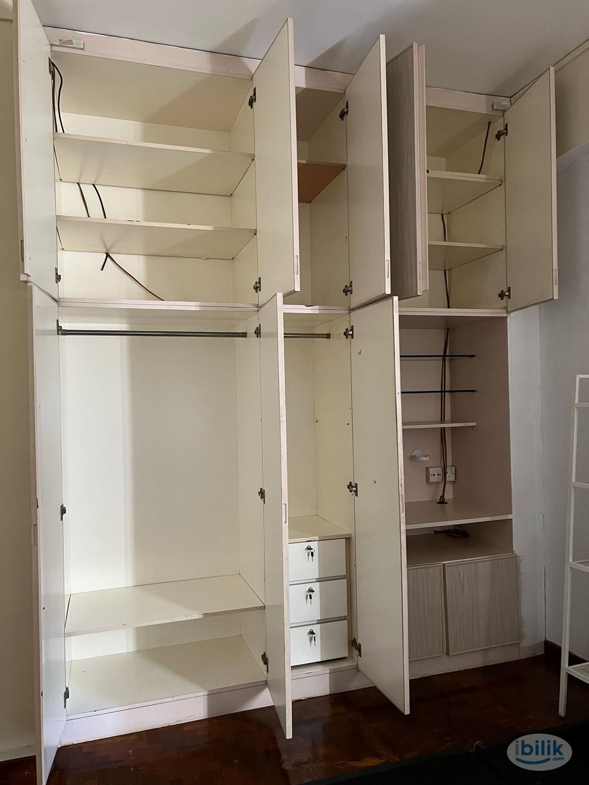 Image 2 of Room for Rent / Paya Lebar – Aljunied – Dakota MRT / Master Room / 1-2 pax stay / Available Immediate / RM1 - Room rental in 