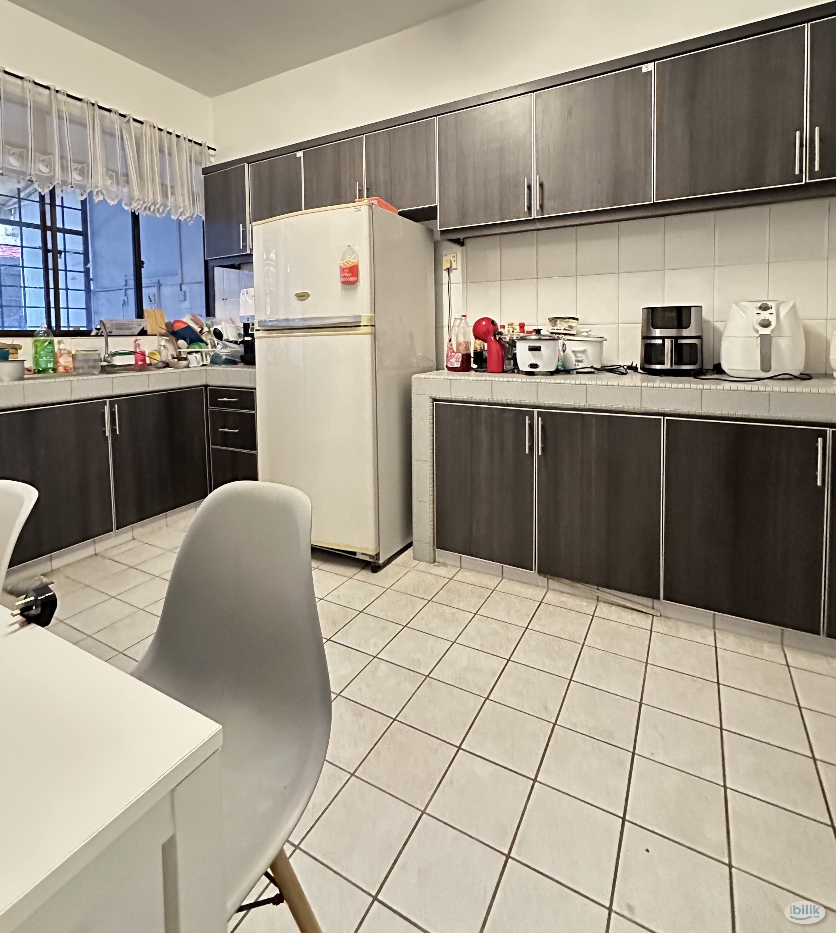 Image 3 of 👯‍♀️FEMALE UNIT WALKING DISTANCE TO MRT BANDAR UTAMA 🚊MOVE IN IMMEDIATELY WITH ZERO DEPOSIT - Room rental in 