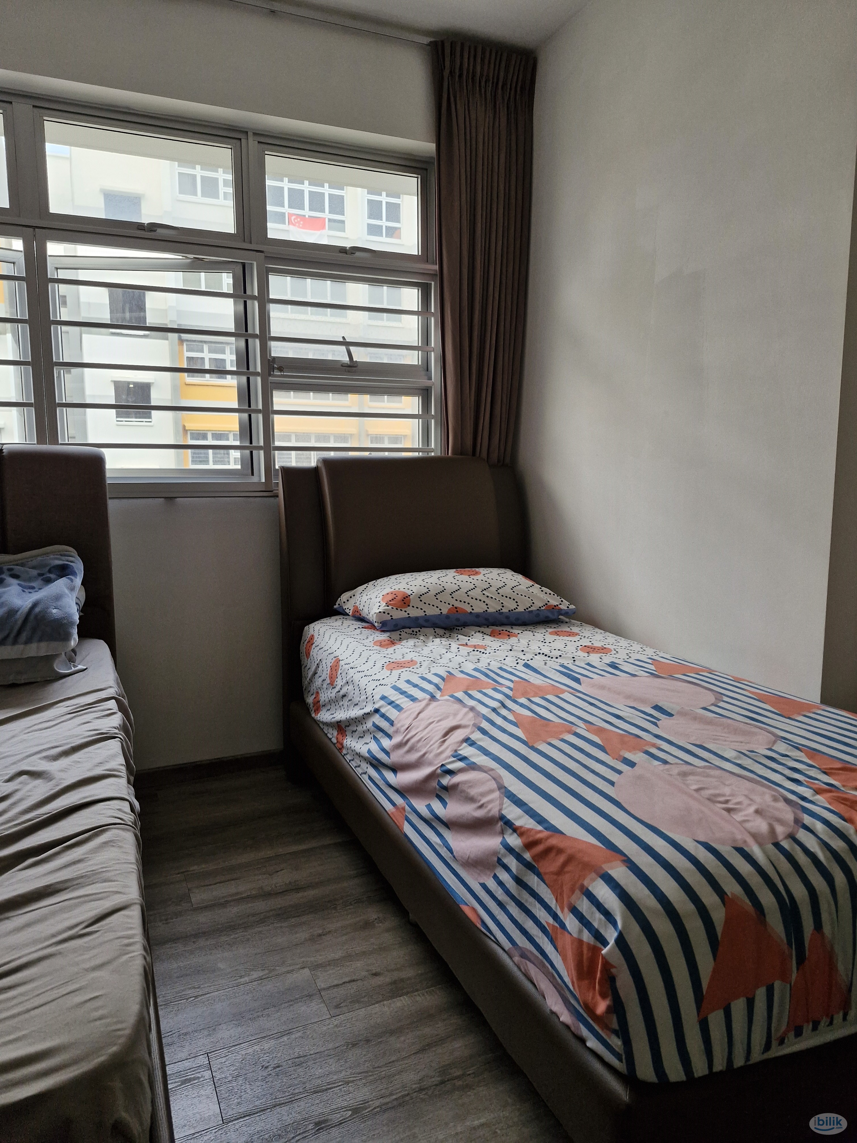 Image 1 of Common room for share at Bukit Batok, Singapore - Room rental in 