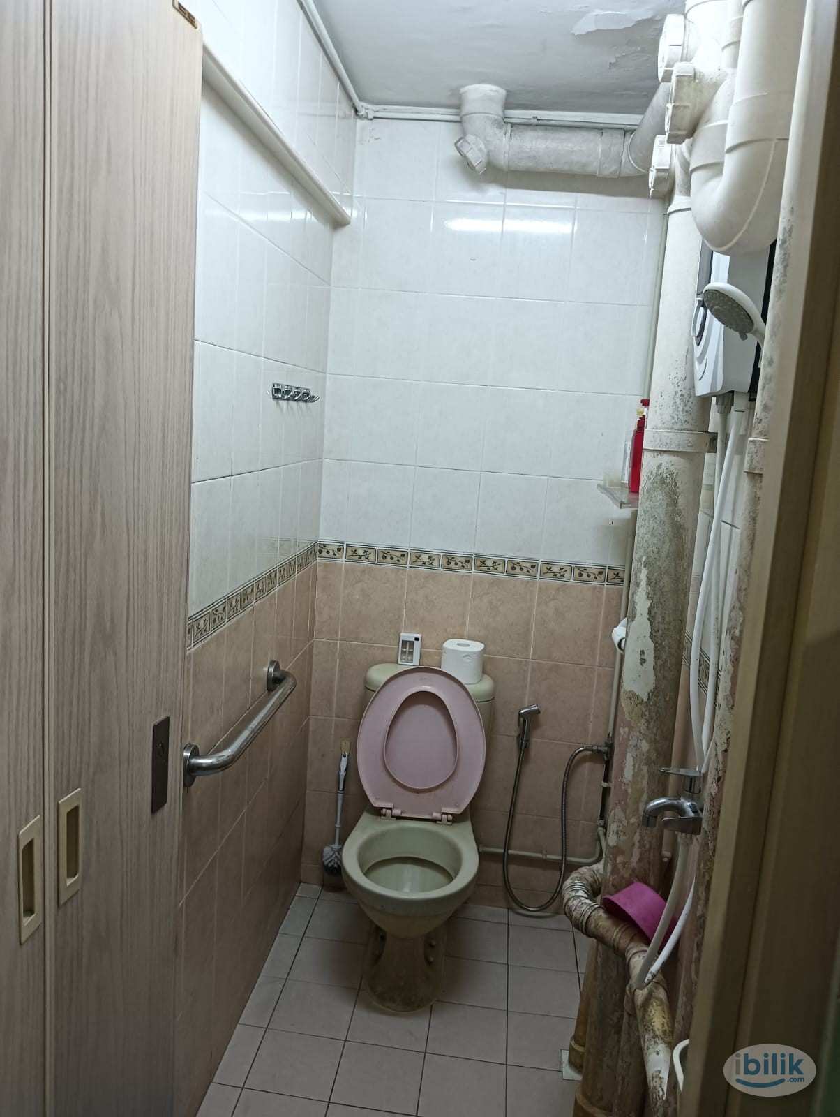 Image 3 of Single Room at Queenstown, Singapore - Room rental in 