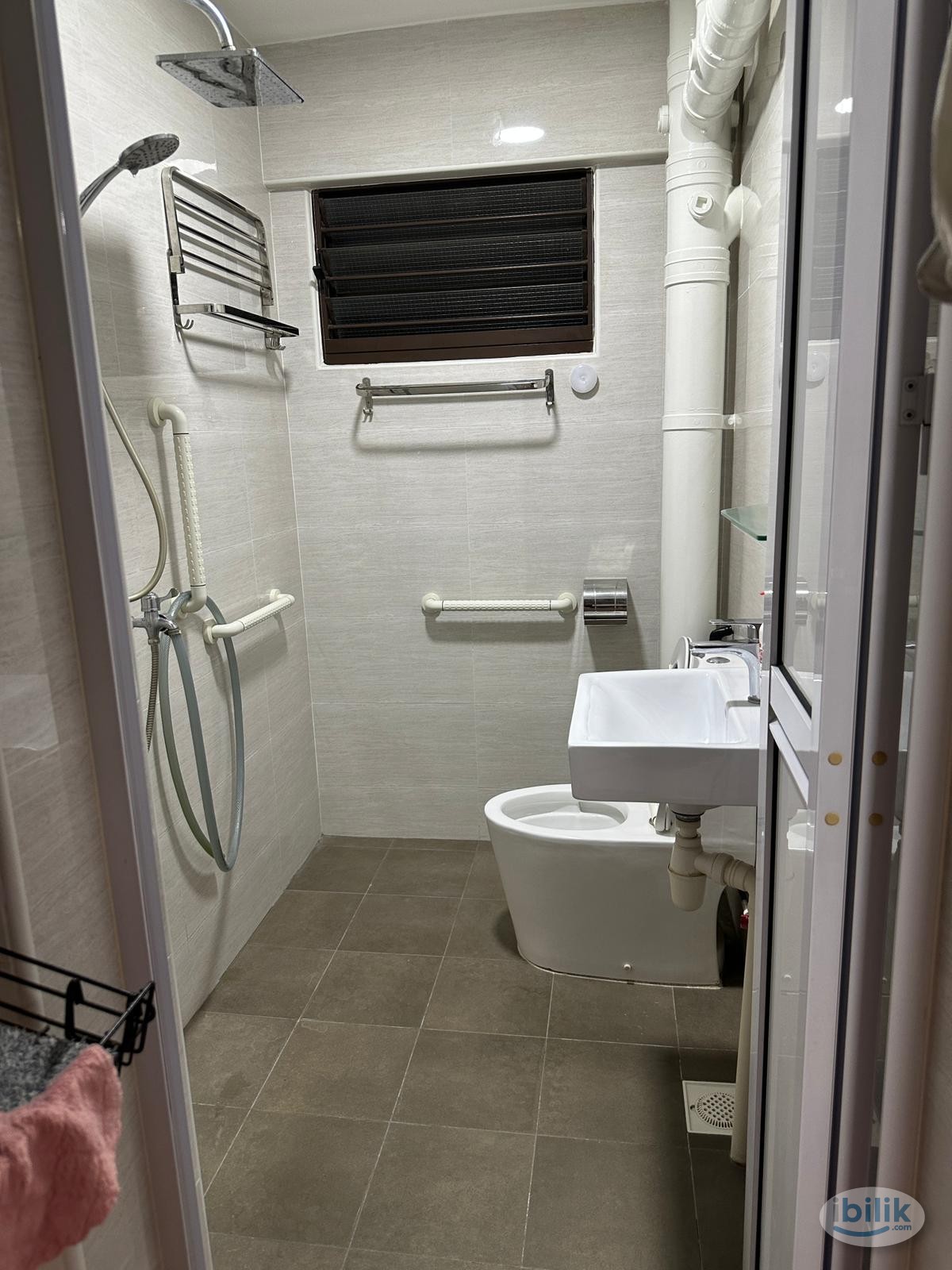 Image 4 of Single Room at Jurong East, Jurong - Room rental in 