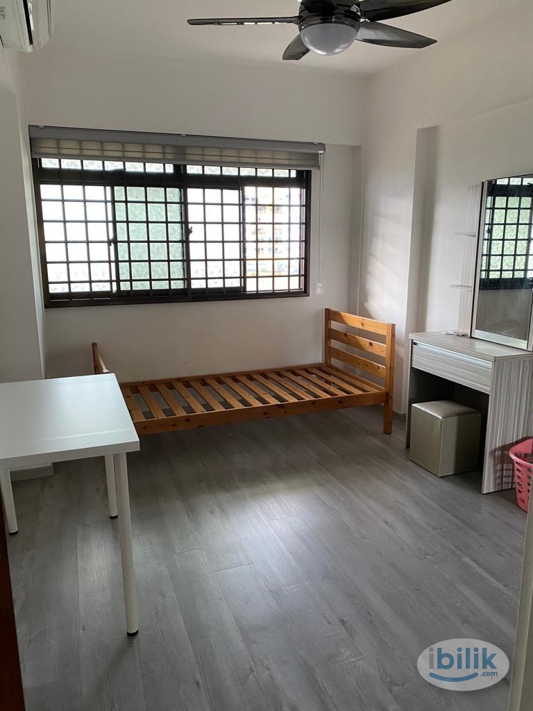Image 1 of Private middle room - Room rental in 