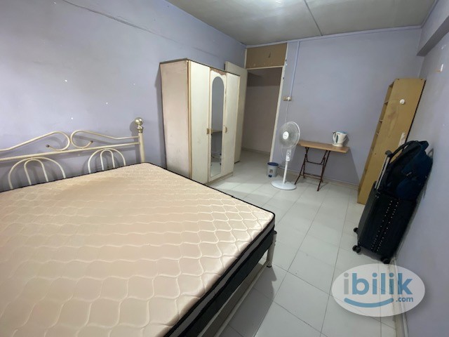 Image 1 of Single Room at Bukit Batok, Singapore - Room rental in 