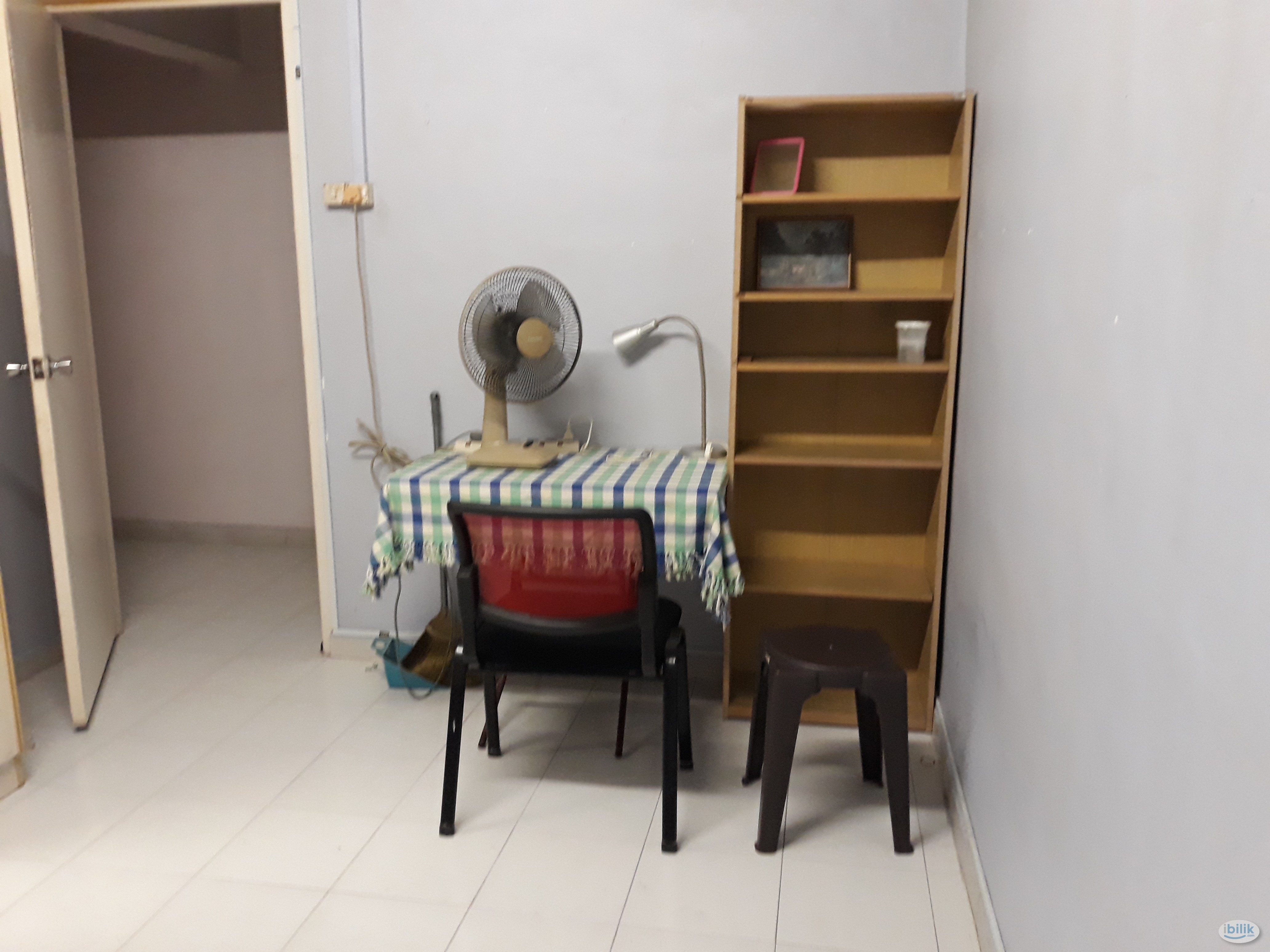 Image 4 of Single Room at Bukit Batok, Singapore - Room rental in 