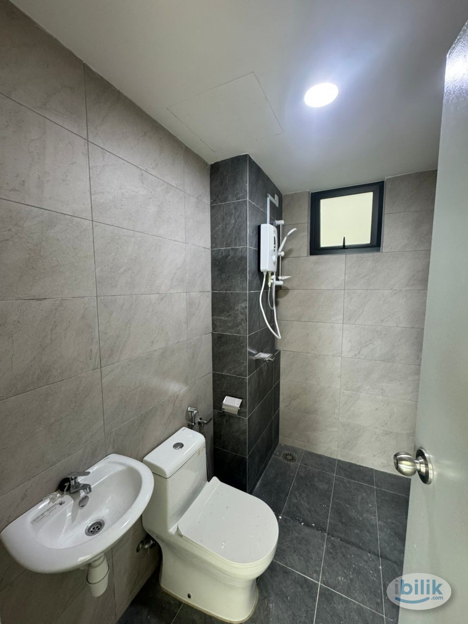 Image 3 of 🏠Low deposit 🏠🥳Early Bird Price & Private Room @ Bukit Jalil🚙🚶5 min drive to Pavillion Bukit Jalil - Room rental in 