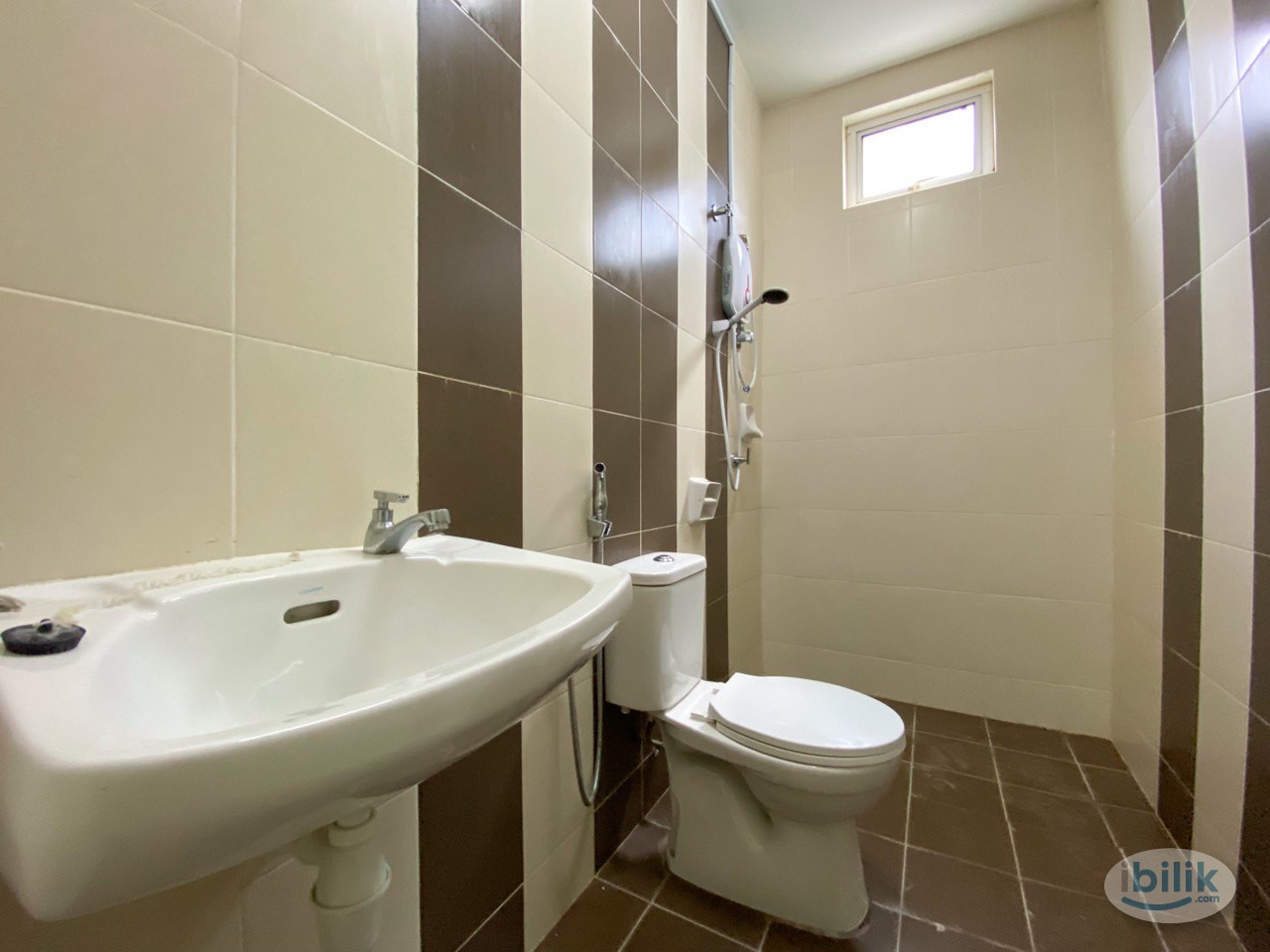 Image 5 of Middle Room at Senawang, Seremban - Room rental in 