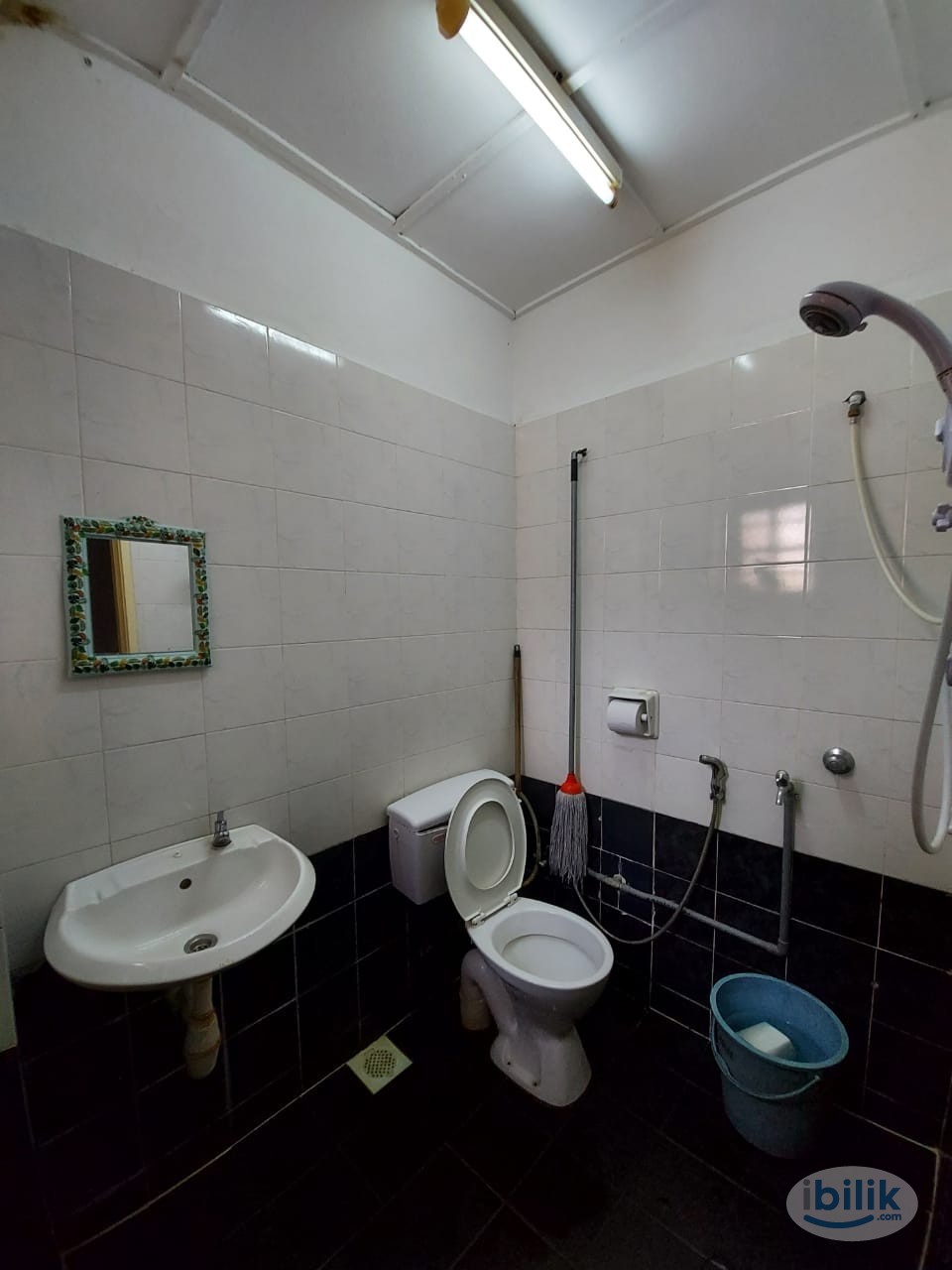 Image 4 of Beside HELP UNI🏫 Promotion price now!!!  Single bedroom with AC located in Subang Bestari. Subang - Room rental in 