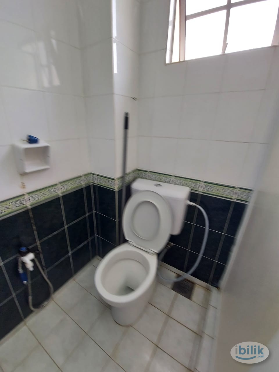 Image 4 of Promotion Price Now ⭐Include Car Park 🚗and Utilities ✅Middle Queenbedroom with AC located in Subang Bestari, Subang - Room rental in 