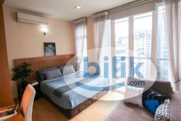 Room Rental in KL City Centre - Best Location⭐ Walking distance to MRT🚆Near City Center🏬Balcony Middle Queenbedroom with AC located in Seri Bukit Ceylon