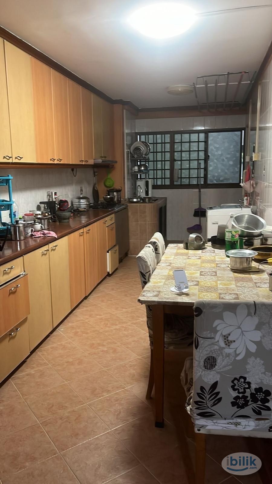 Image 4 of blk 284 jurong east share room - Room rental in 