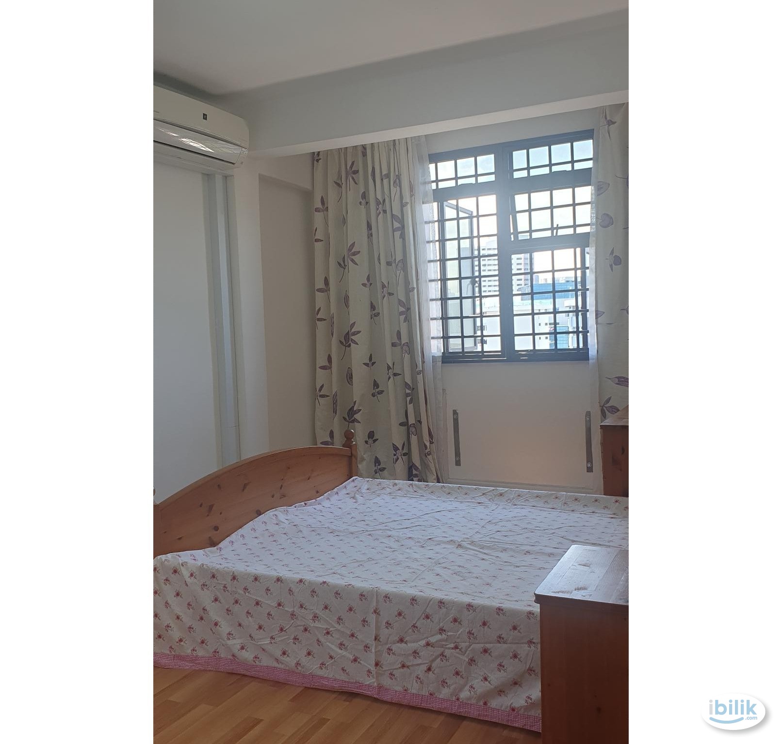 Image 2 of 3 Bedrooms with aircon - Room rental in 