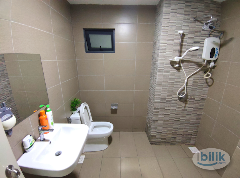 Image 3 of PARKHILL RESIDENCE SINGLE ROOM FOR RENT - Room rental in 