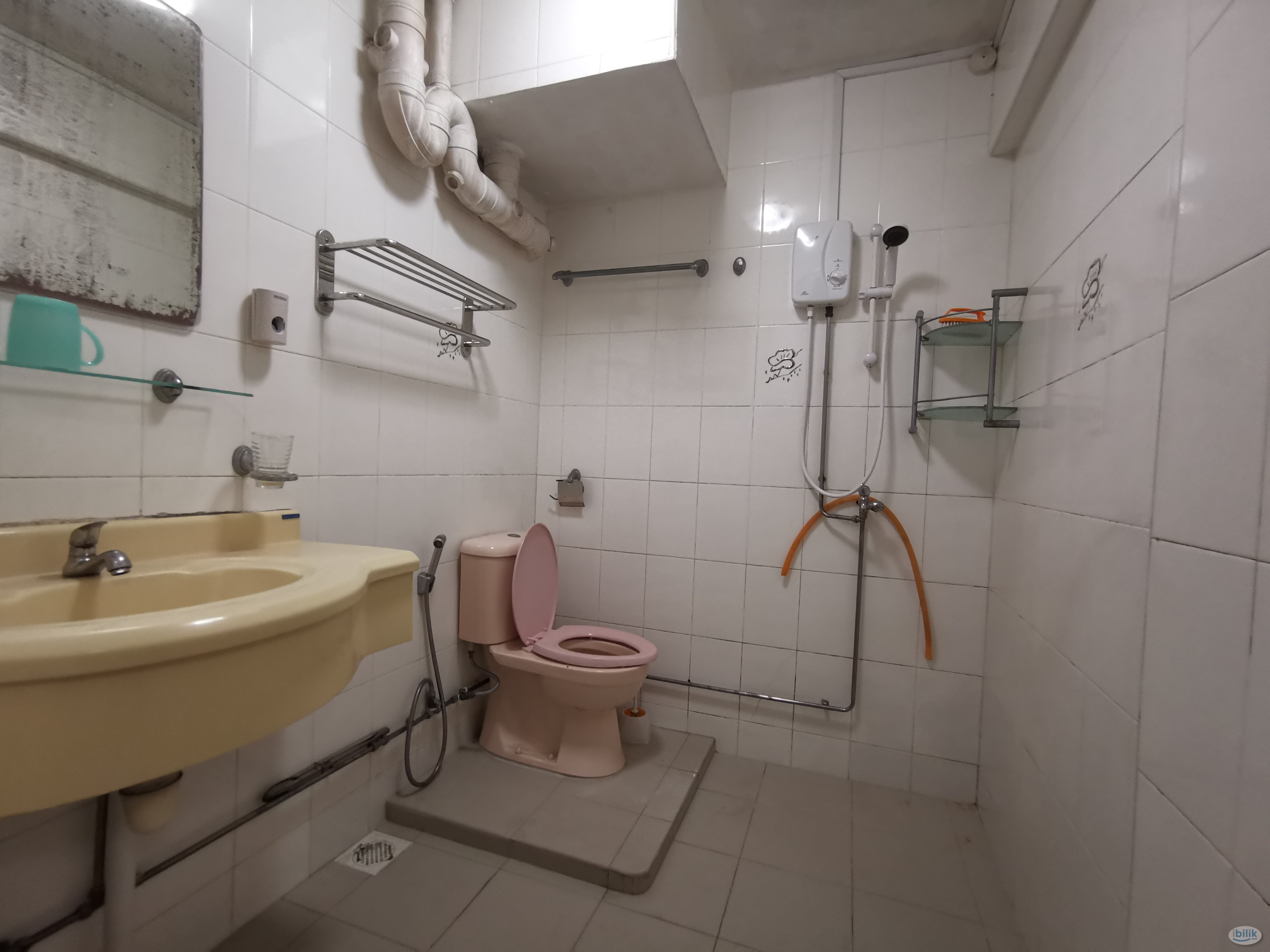 Image 2 of Common Room / 1 Pax Stay / Near Outram Park & Tanjong Pagar MRT / Available 24 Oct / No Owner Stay - Room rental in 
