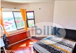 Room Rental in Jurong - Common Room / 1–2 Pax Stay / Near Boon Lay, Jurong East & Clementi MRT / Available 02 Oct / No Owner Stay