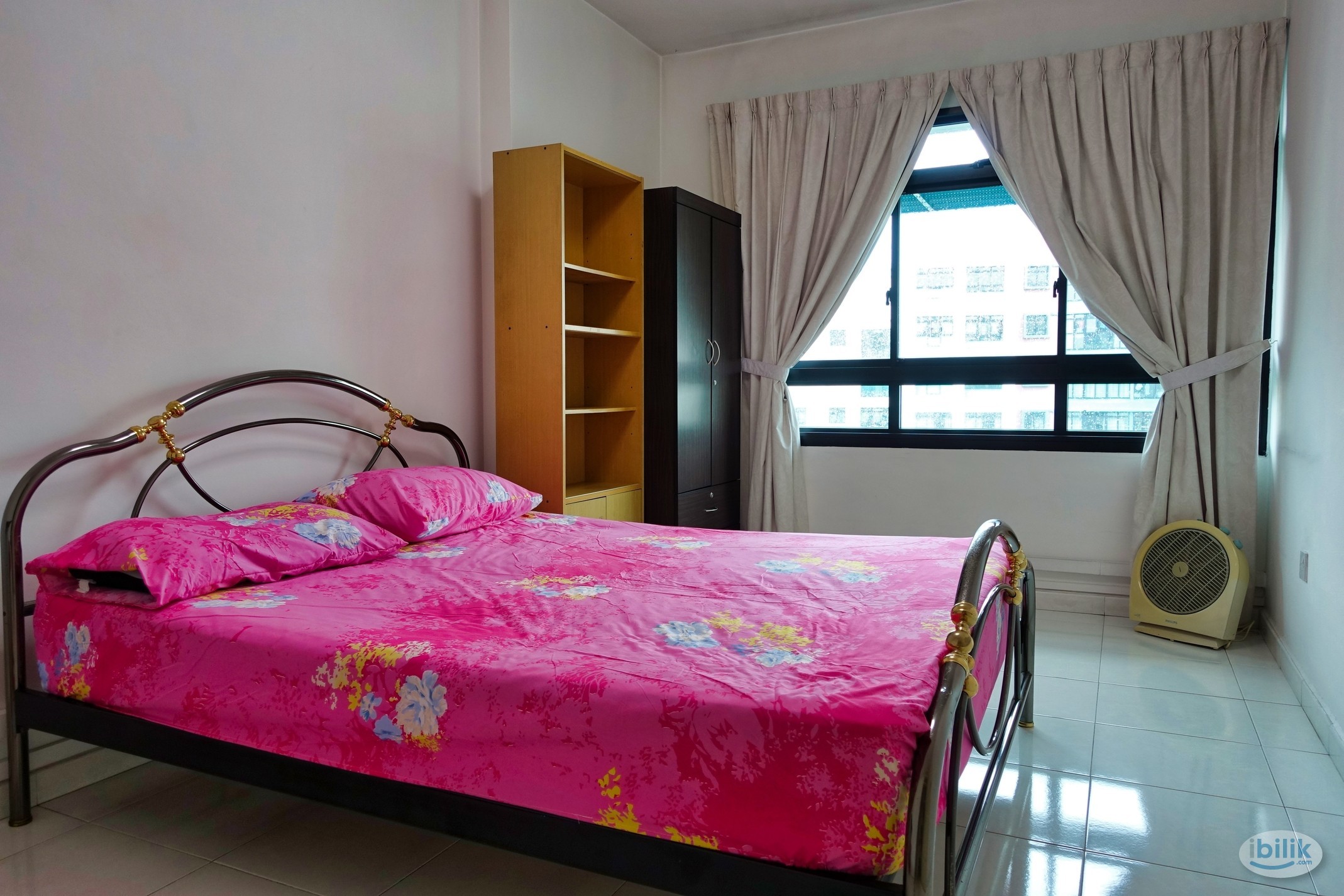 Image 1 of Spacious Common Room for Rent in Jurong West Central - Perfect for Individuals / Couples! - Room rental in 