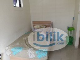 Room Rental in  - 732 Woodlands Circle Room for Renting