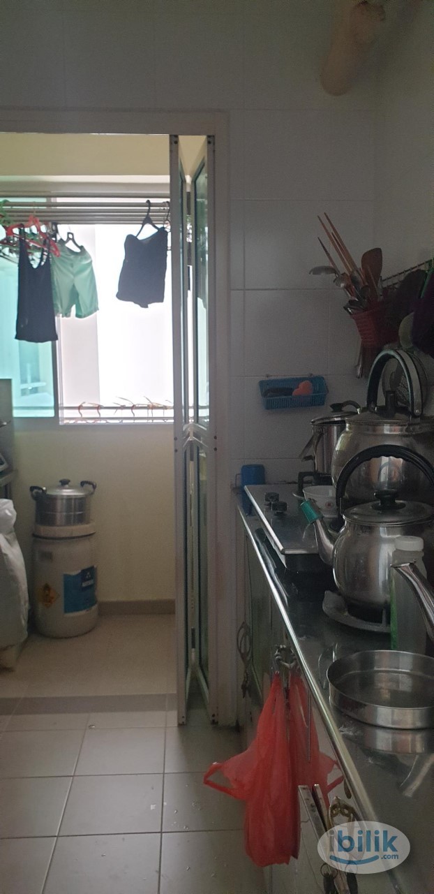 Image 3 of female sharing @ Tiong Bahru - Room rental in 