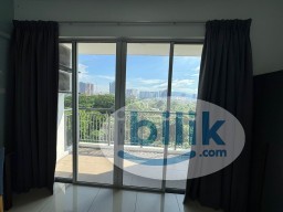 Room Rental in  - Promotion Price now ‼️Fully Furnished ✅Balcony Middle Queen bedroom with AC located in Platinum Splendor, Kuala Lumpur