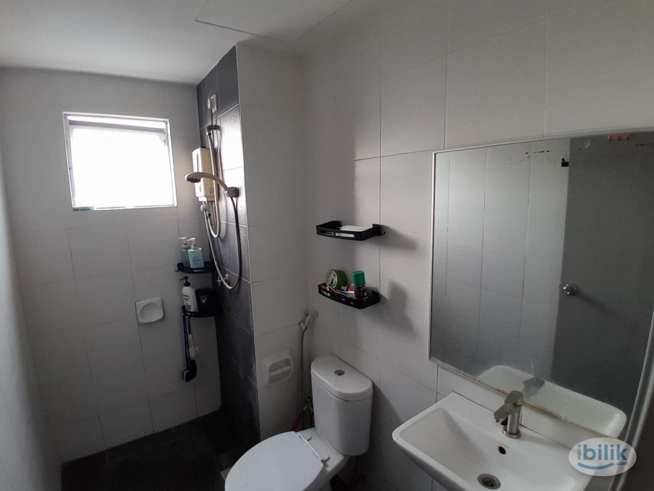 Image 2 of [Casa Residenza] 5 mins walk to MRT Single Room with Aircond Rent Near SEGi University, Thomson Hospital - Room rental in 