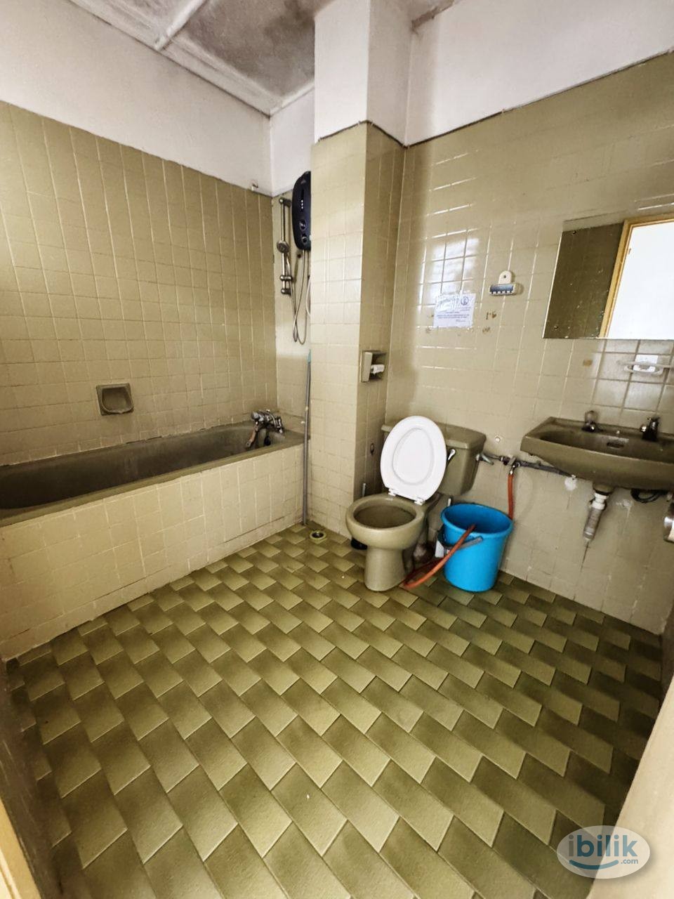 Image 5 of 📍 Master Room with Private Bathroom 🏡🔥5 mins to MRT TTDI - Room rental in 