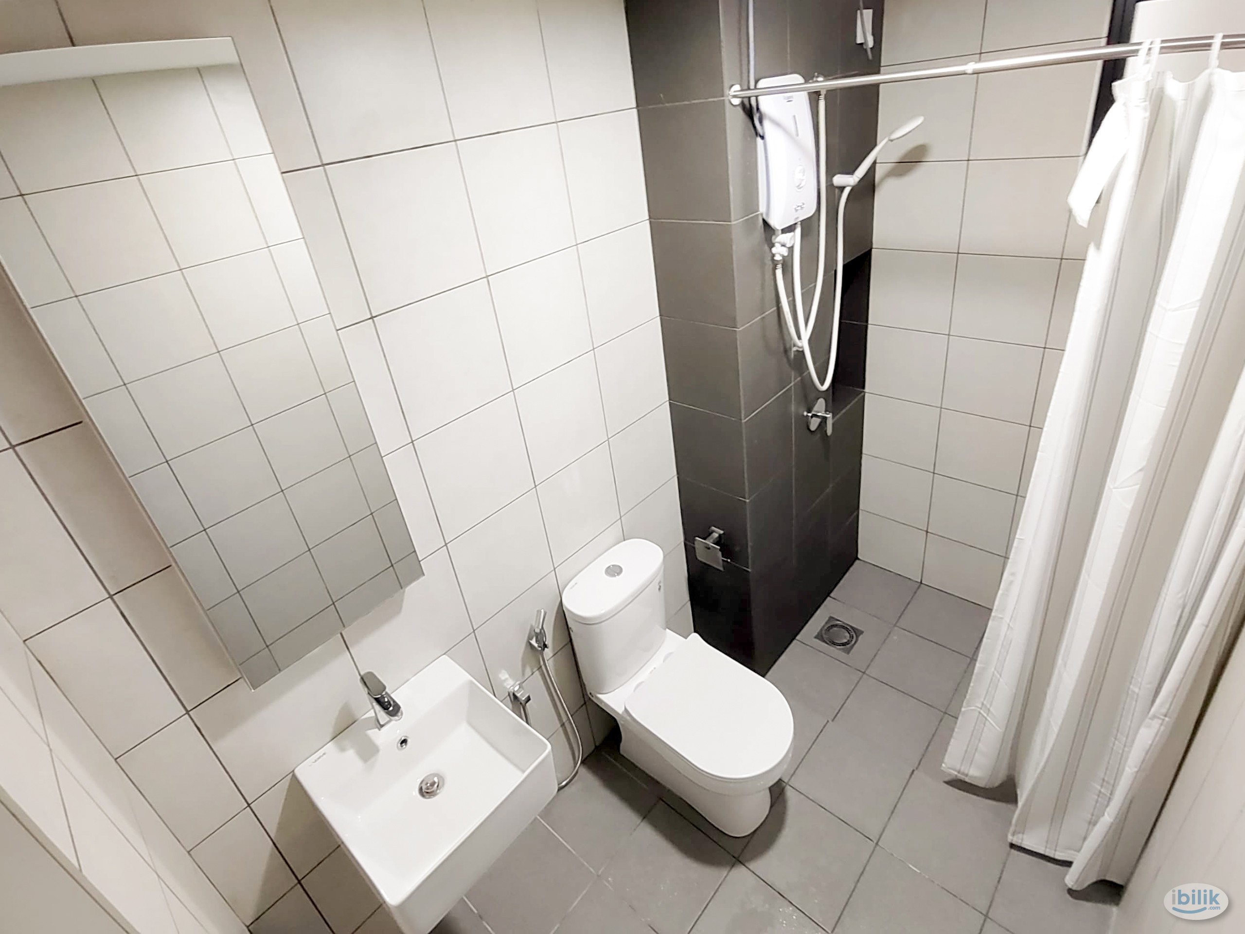 Image 2 of Single Room at D'Vervain Residence, Damansara Perdana... - Room rental in 