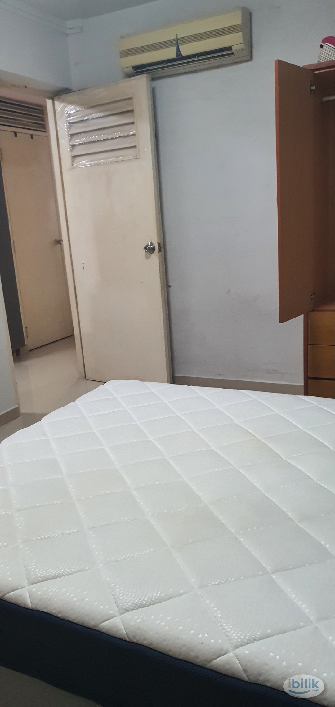 Image 2 of Room for rent - Room rental in 