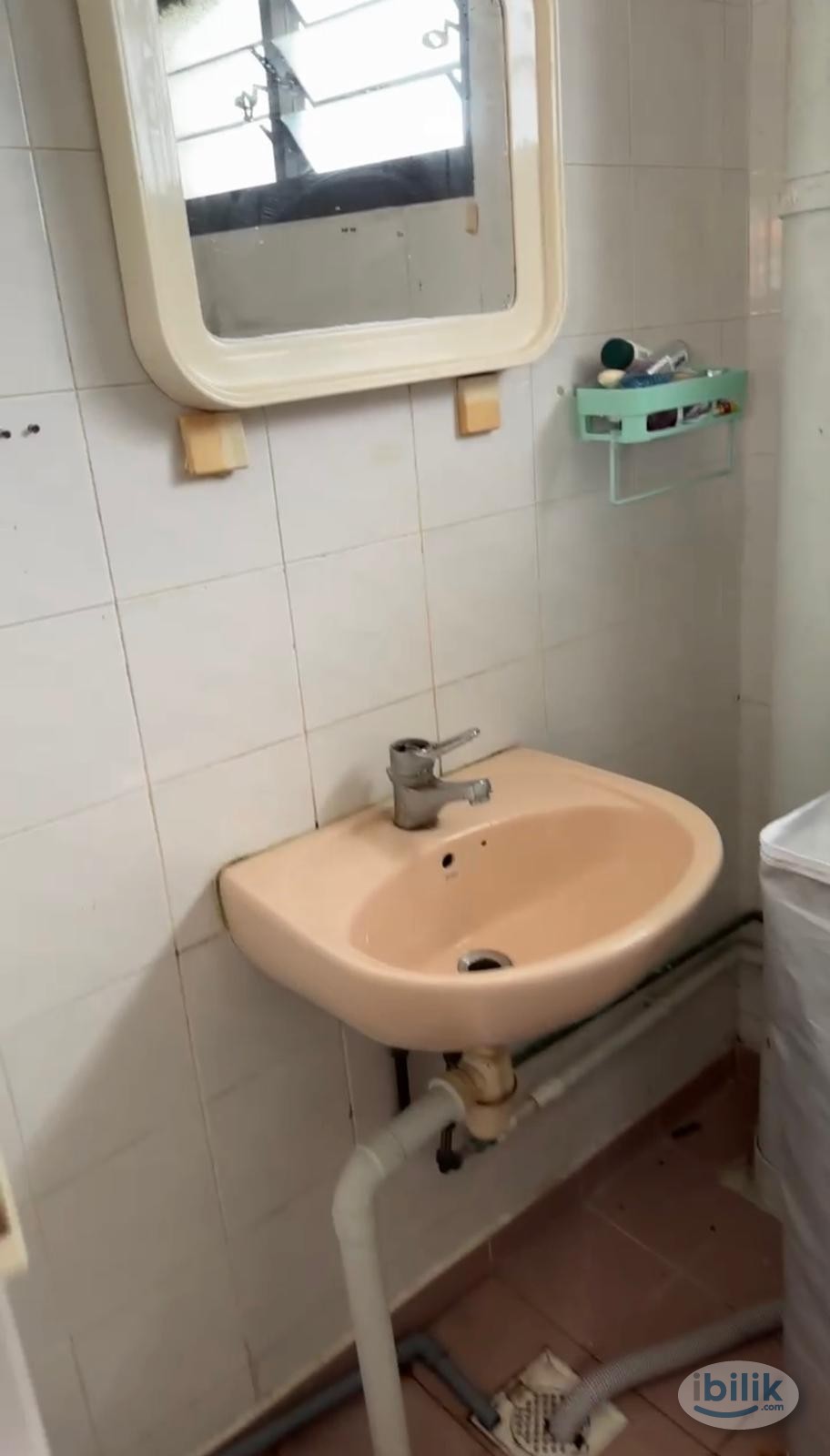 Image 4 of Master Room at Tampines, Singapore - Room rental in 