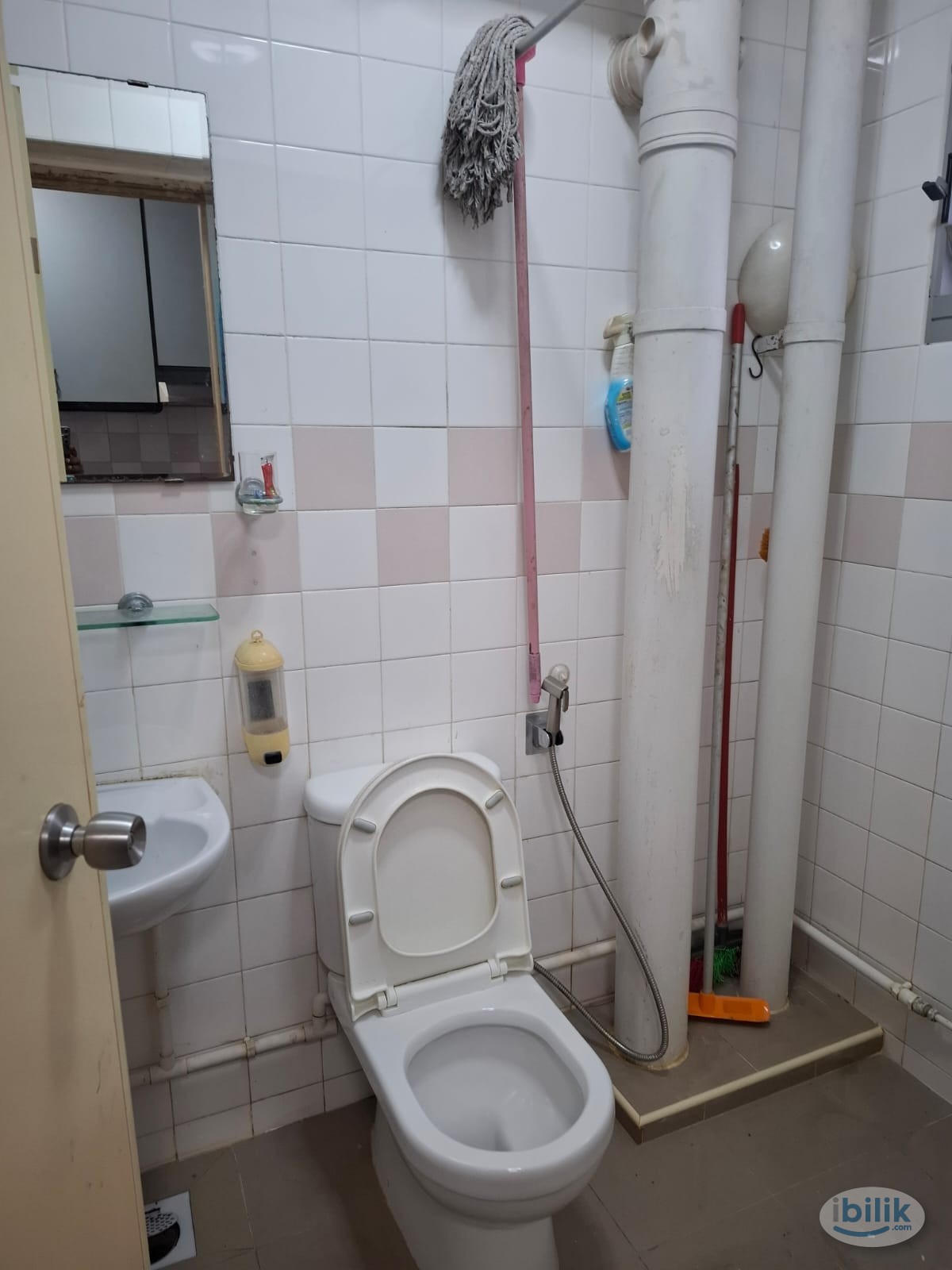 Image 3 of Single Room at Jurong West, Jurong - Room rental in 