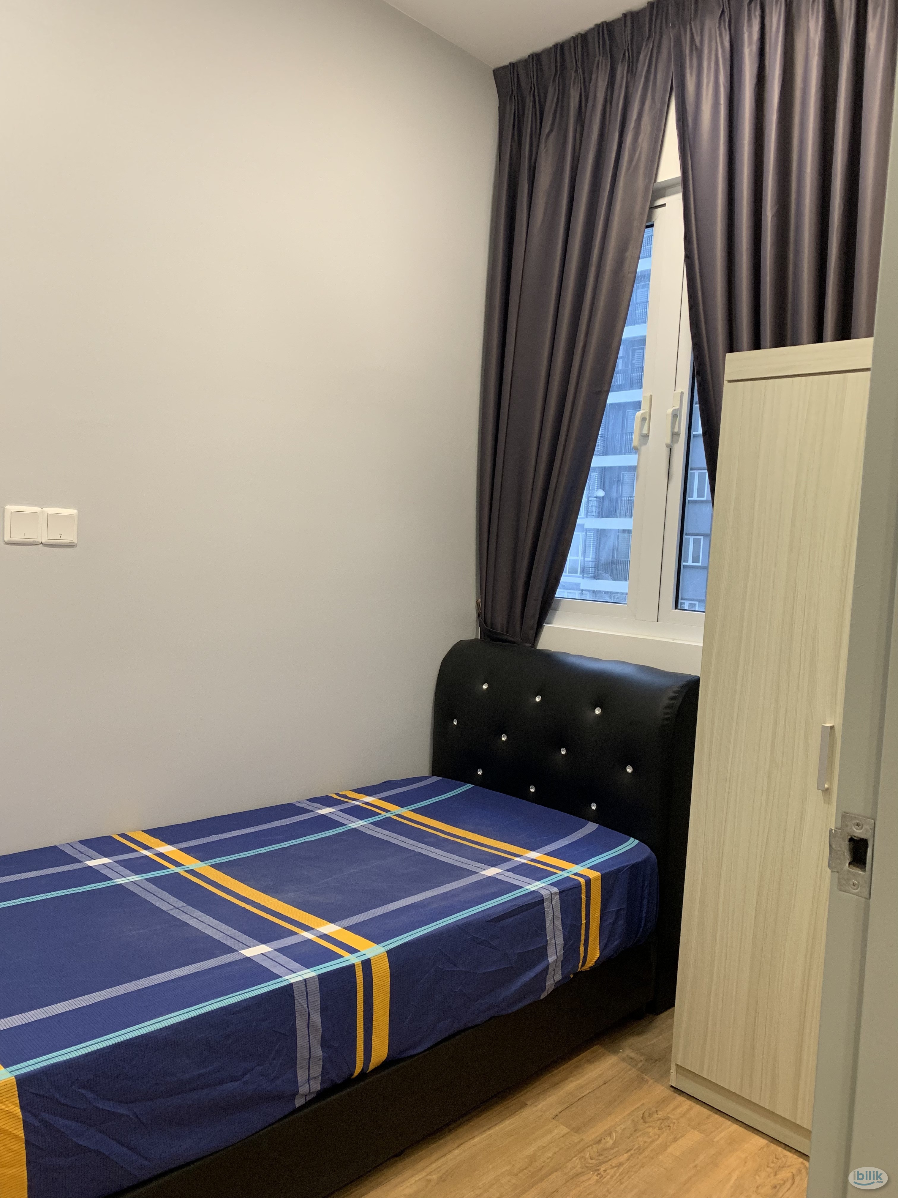 Image 1 of Middle Room at Pinnacle, Sri Petaling Jalan Radin Anum -  Rental included Utilities - Room rental in 