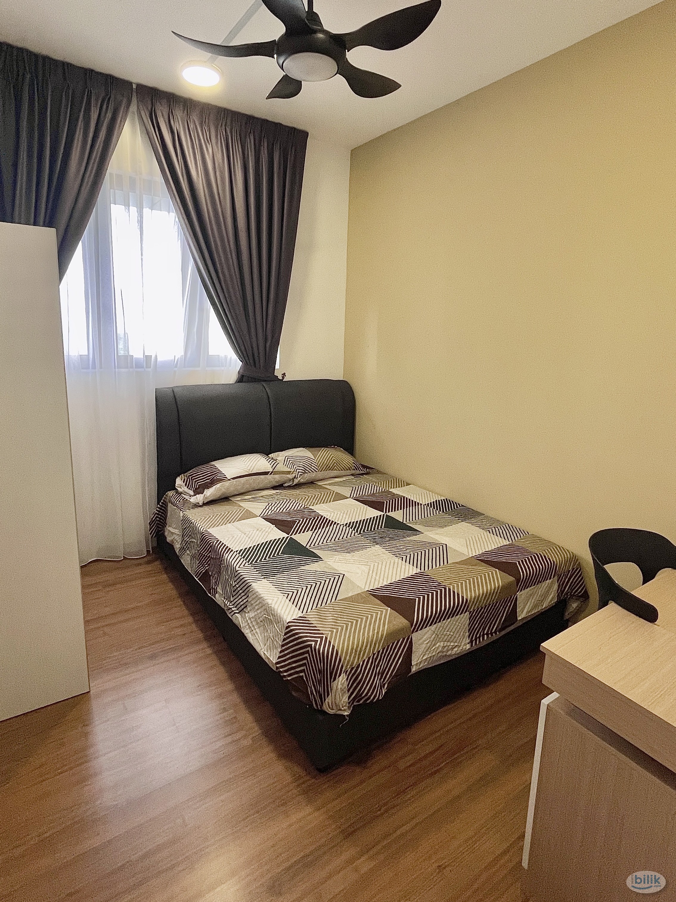 Image 3 of 5 MINS WALK TO MRT MALURI🚇Middle Room at M Vertica KL City Residences, Cheras - Room rental in 