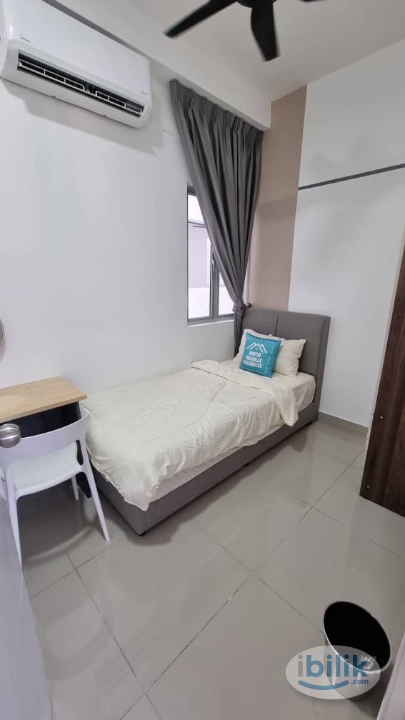 Image 1 of Single Room at Acacia Residences, Sepang - Room rental in 