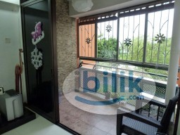 Room Rental in  - Middle Room at Choa Chu Kang, Singapore