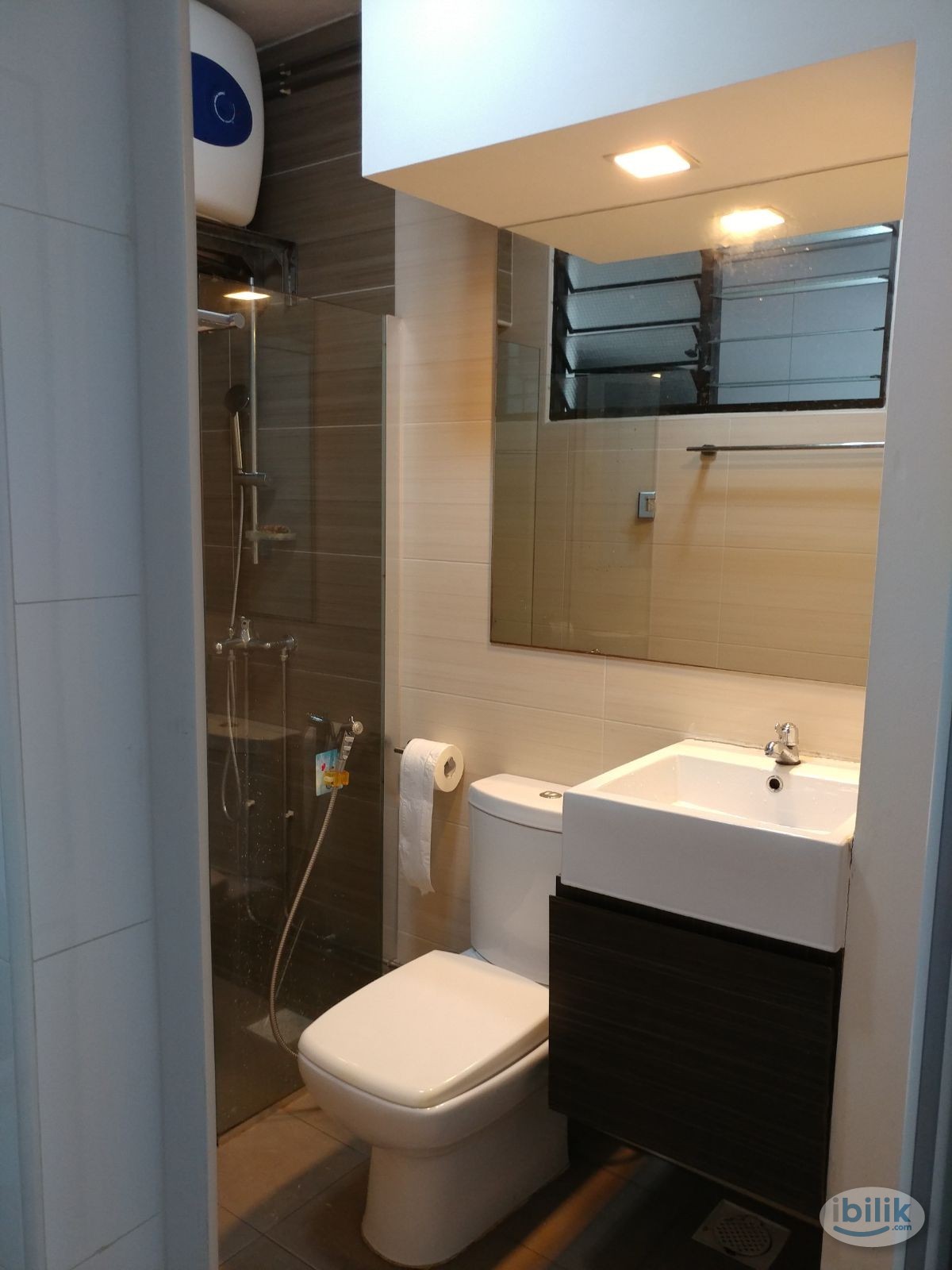 Image 4 of room for 2 ladies - Room rental in 