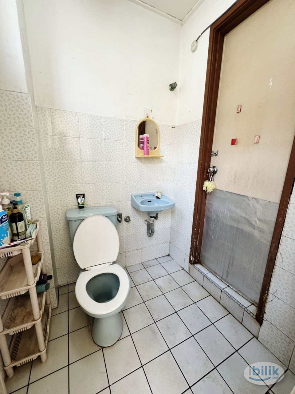 Image 3 of 🏡🔥Medium Room To Rent🚆 Walk to MRT Bandar Utama 🏡🔥 - Room rental in 