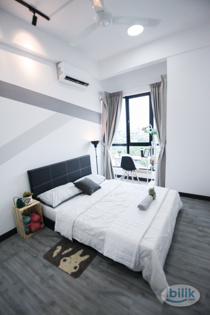 Image 1 of Middle Room at D'Sands Residence, Old Klang Road· - Room rental in 