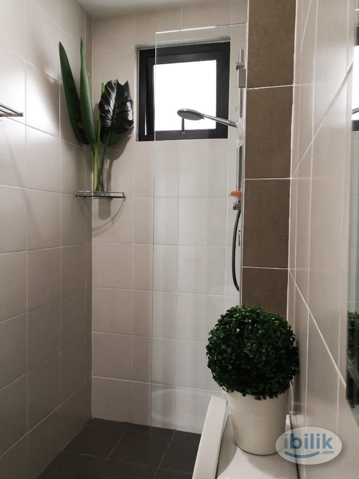 Image 4 of Middle Room at D'Sands Residence, Old Klang Road· - Room rental in 