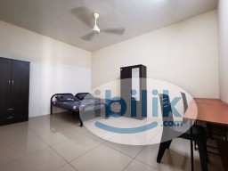 Room Rental in Kuala Lumpur - Big Middle Room at Platinum Lake PV15, Setapak