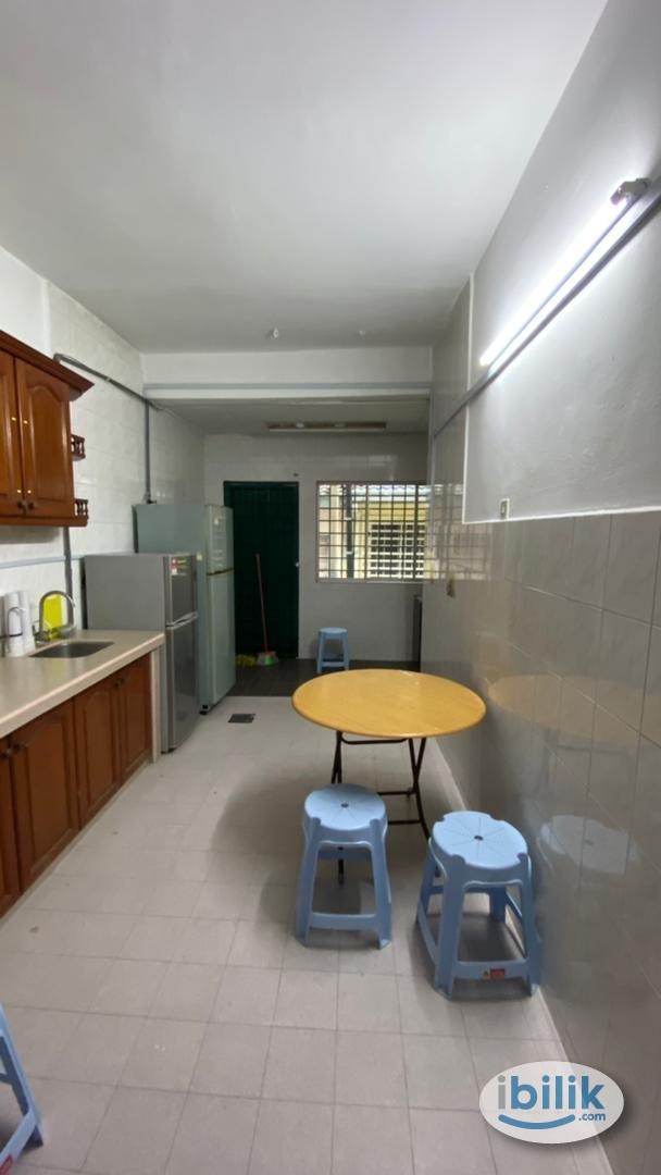 Image 2 of 💓Single Room at Bandar Utama ⭐Near to One Utama , MRT Bandar Utama, 1 Power House , First Avenue , Centre Point , IKEA , MRT Mutiara Damansara - Room rental in 