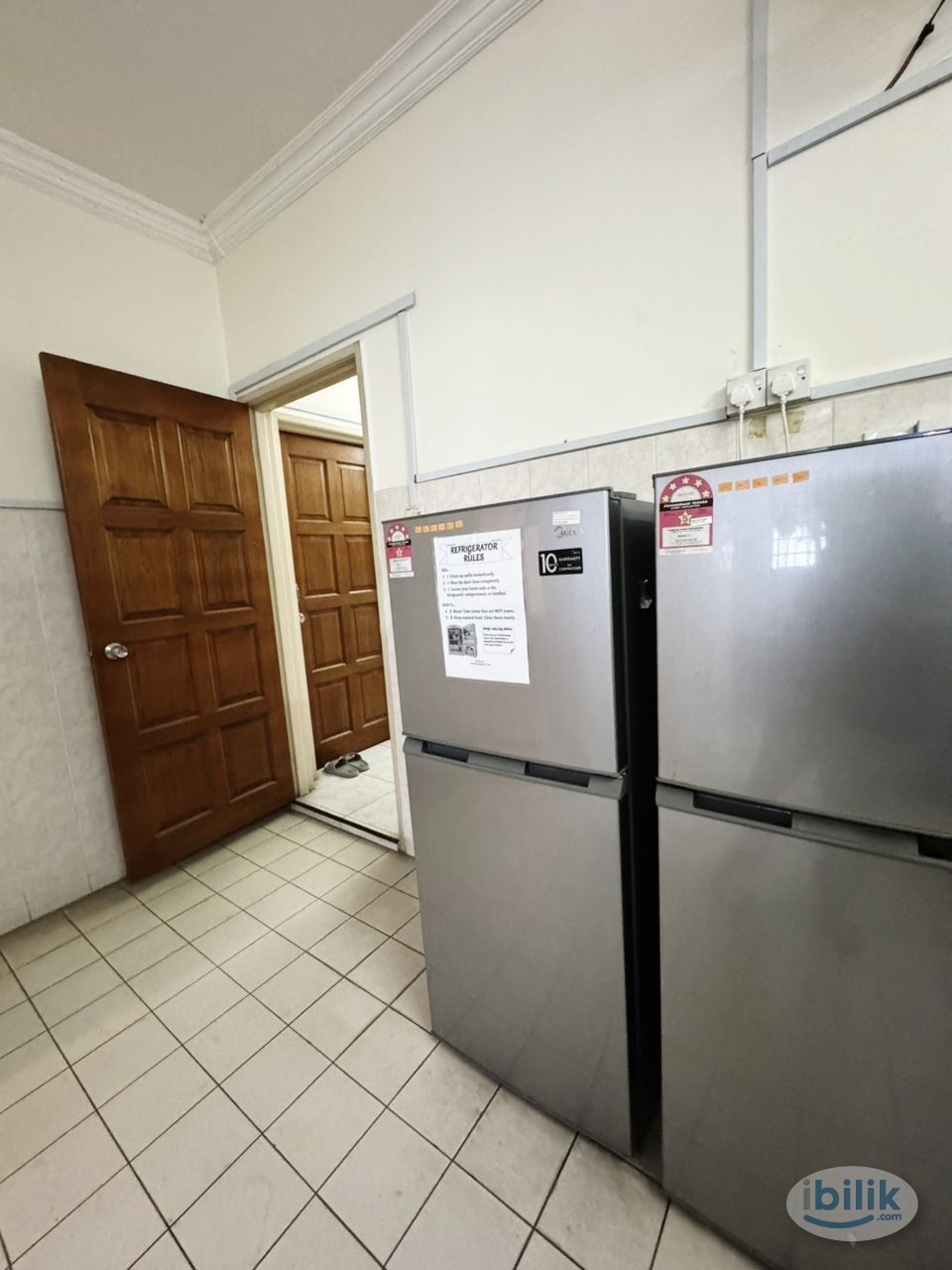 Image 1 of 🏠 Single Big Room with Window 🪟 Walking distance to MRT Bandar Utama - Room rental in 