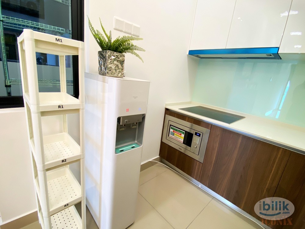 Image 3 of Master room with private bathroom(Female umit & Gender unit) - Room rental in 