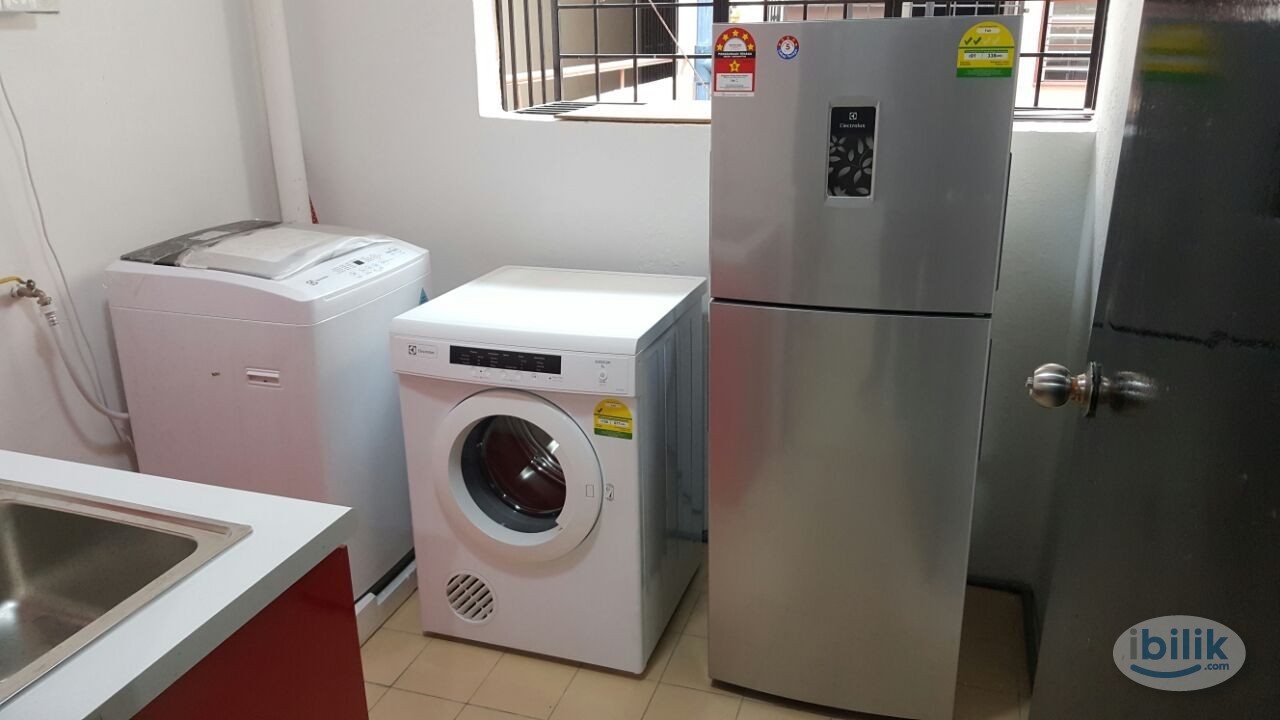 Image 4 of 🌟Fully Furnished and Renovated Balcony Room in Subang Bestari🌟 - Room rental in 