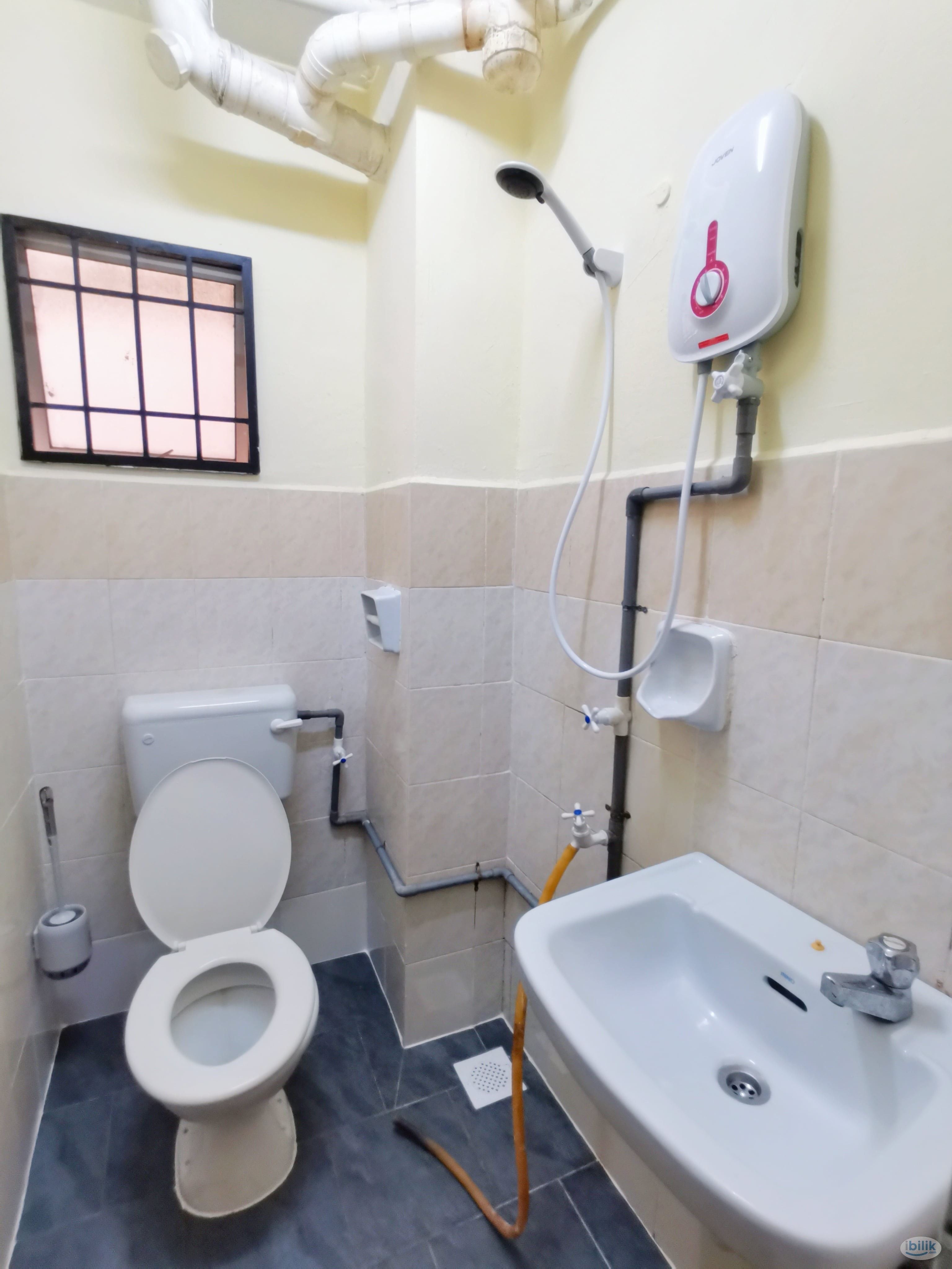 Image 4 of 🚶‍♀️Walking Distance to Bus Stop⭐ NEWLY RENOVATED 🔥Single Room at Flora Damansara, Damansara Perdana - Room rental in 