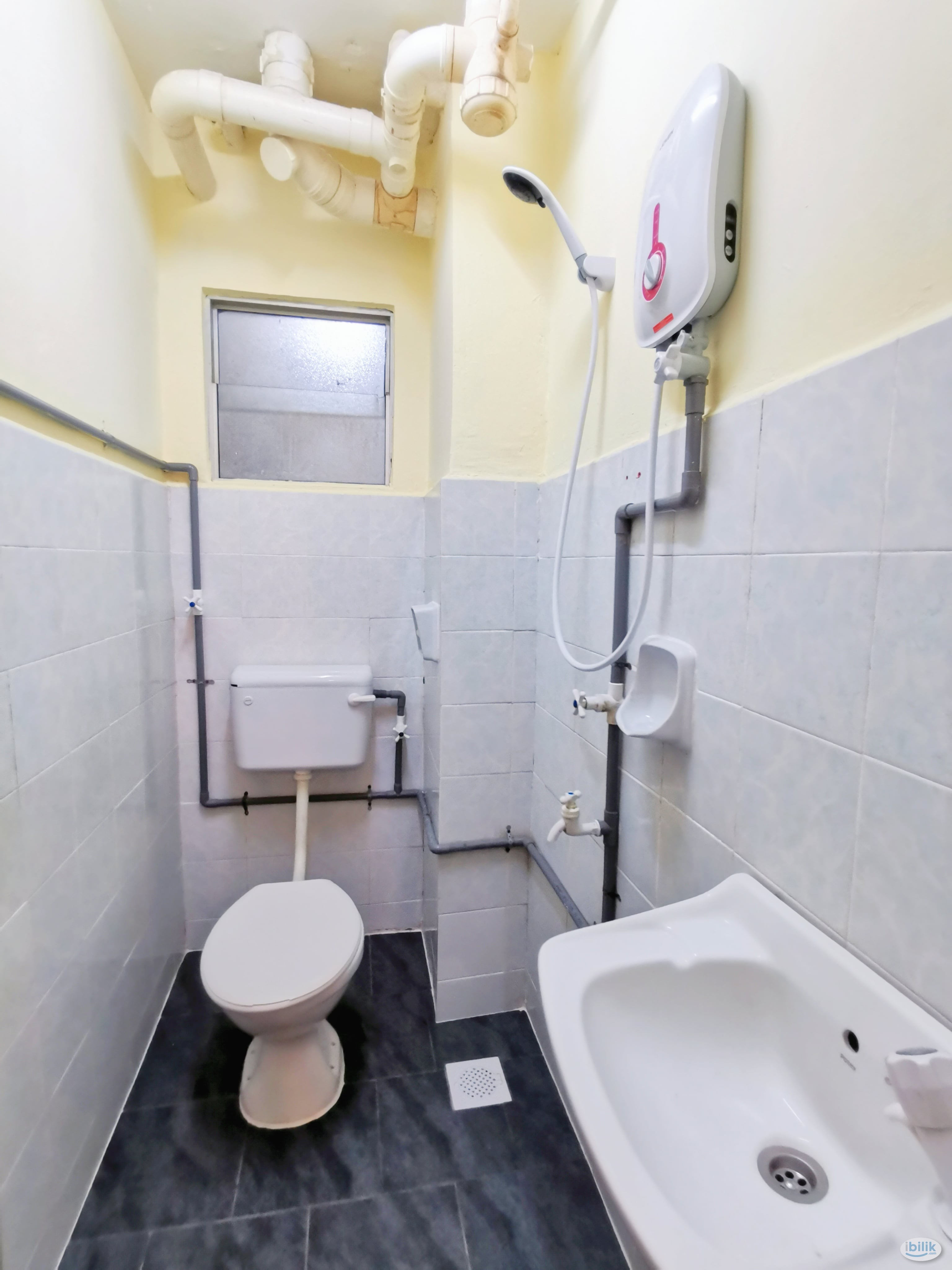 Image 5 of 🚶‍♀️Walking Distance to Bus Stop⭐ NEWLY RENOVATED 🔥Single Room at Flora Damansara, Damansara Perdana - Room rental in 